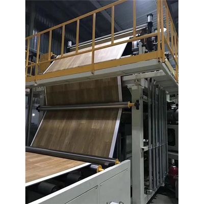 पीवीसी फर्श चमड़ा बनाने की मशीन पीवीसी फर्श उत्पादन लाइन