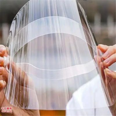 खरीदें 0.3-2 मिमी मोटाई और 350kg/h क्षमता के साथ सुसंगत उत्पादन के लिए स्वचालित प्लास्टिक शीट एक्सट्रूज़न लाइन online manufacture