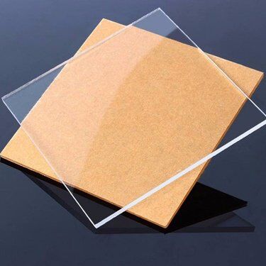 600-1220 मिमी चौड़ाई और 0.5-3 मिमी मोटाई सिंगल स्क्रू एक्सट्रूज़न के साथ पीसी पीएमएमए पारदर्शी शीट उत्पादन लाइन